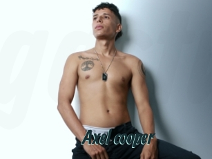 Axel_cooper