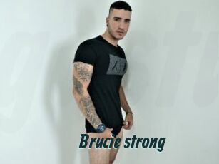 Brucie_strong