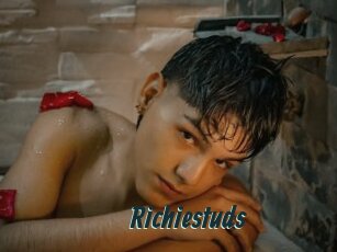 Richiestuds