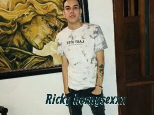 Ricky_hornysexxx