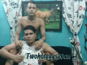 Twohotguys20cm